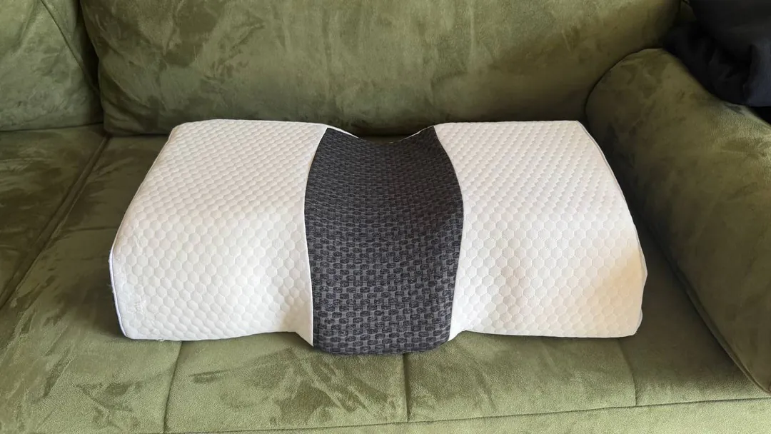 Memory foam pillow — photo 1