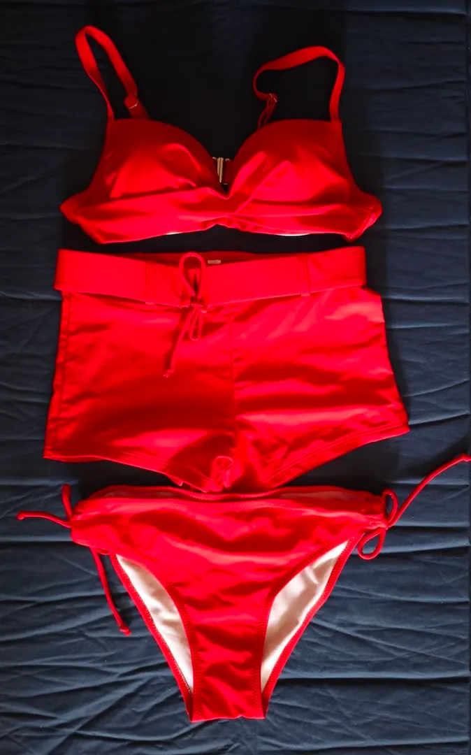 Swimsuit set, size 34 — photo 1