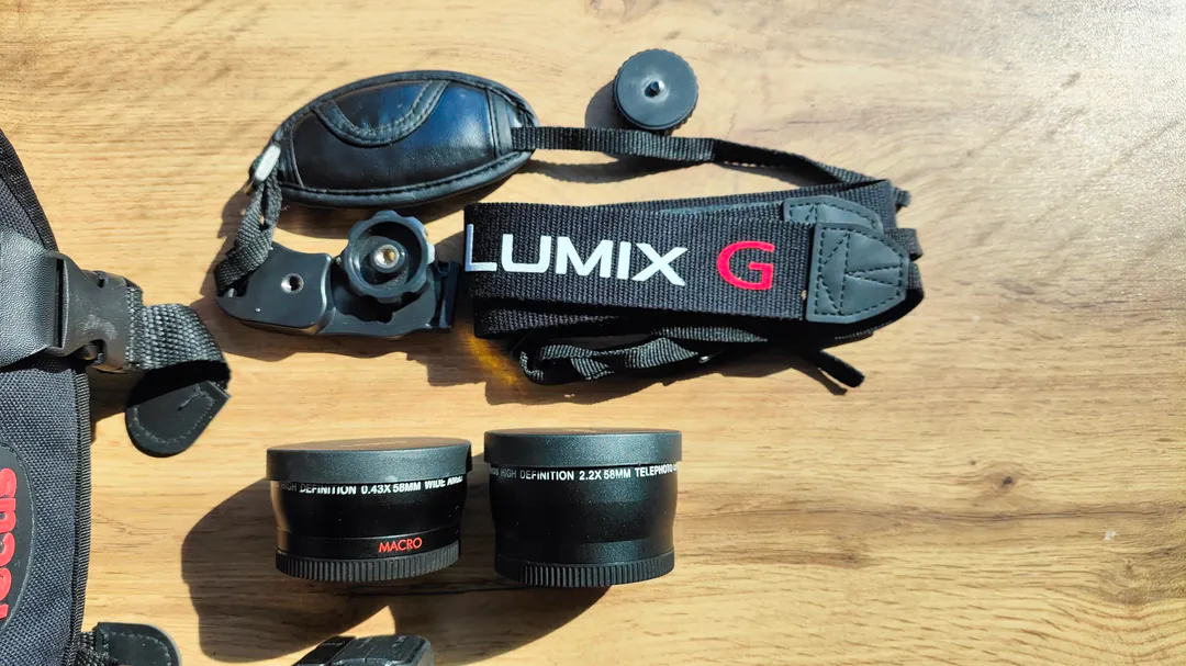 კამერა Panasonic Lumix DMC-G85 ობიექტივით 12-60mm — ფოტო 3