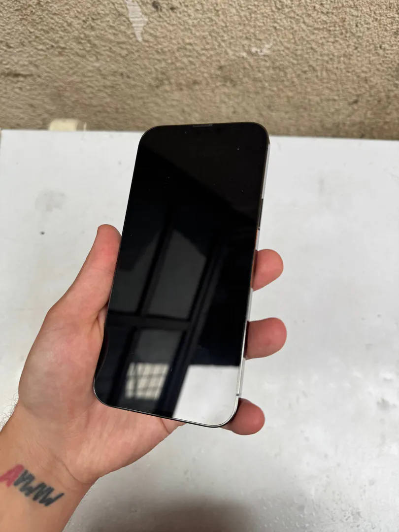 iPhone 13 Pro Max 128 გბ — ფოტო 2