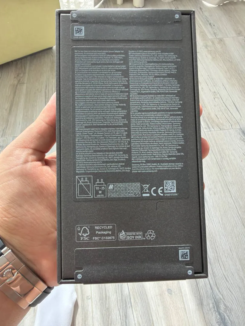 Samsung Galaxy S26 — ფოტო 1