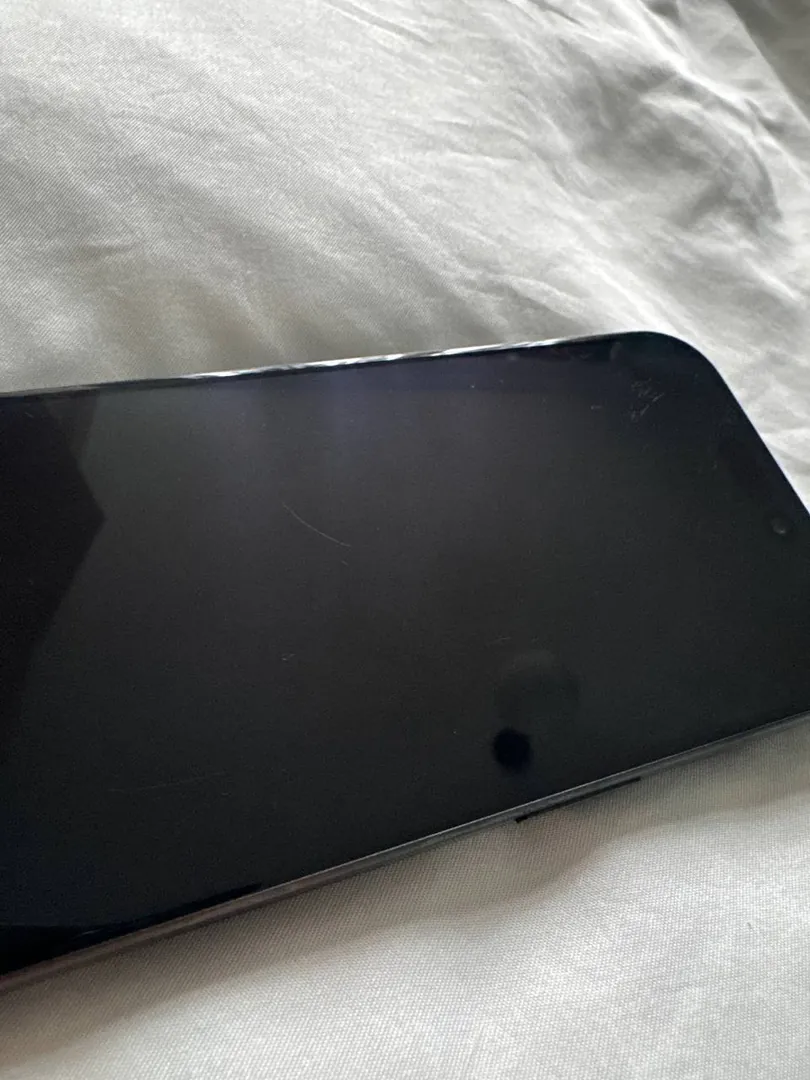 iPhone 15 Pro 128GB Black — photo 1