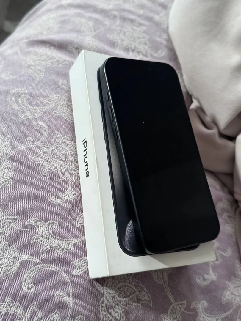 iPhone 15 Pro 128GB Black — photo 2