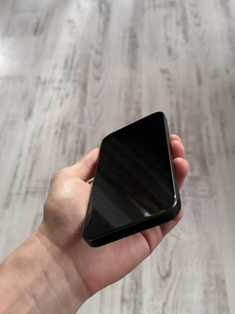 iPhone 15 Pro 128GB Black — photo 7