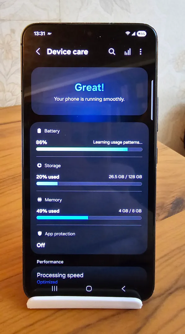 Smartphone Samsung Galaxy S22 5G 8/128 GB — photo 1