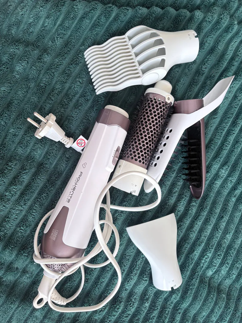 Rowenta hair dryer-styler with attachments — photo 1