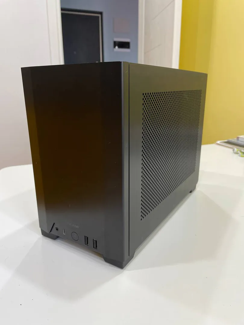 NCASE M1 Classic კორპუსი — ფოტო 1