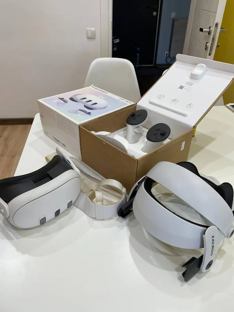 VR-თვალი Oculus Quest 3 128GB — ფოტო 1