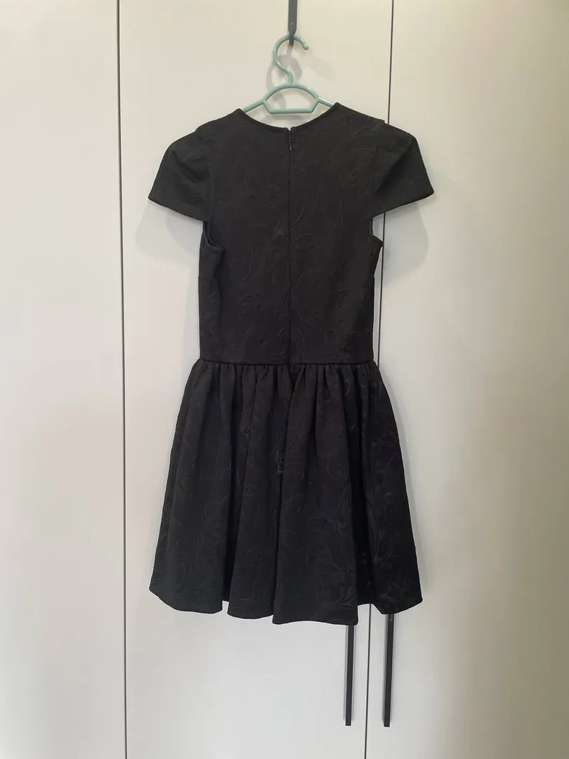 შავი კაბა Topshop ზომა EUR 36 — ფოტო 3