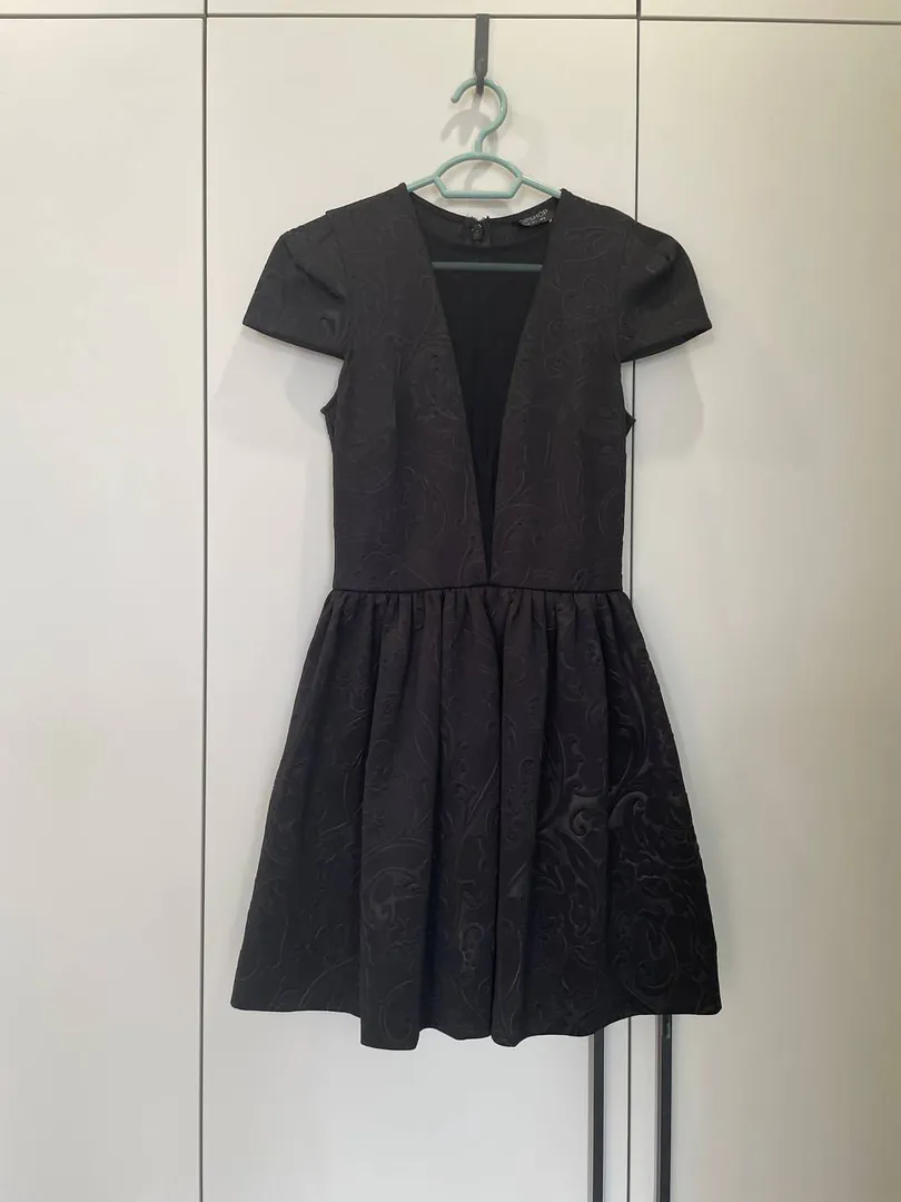 შავი კაბა Topshop ზომა EUR 36 — ფოტო 6