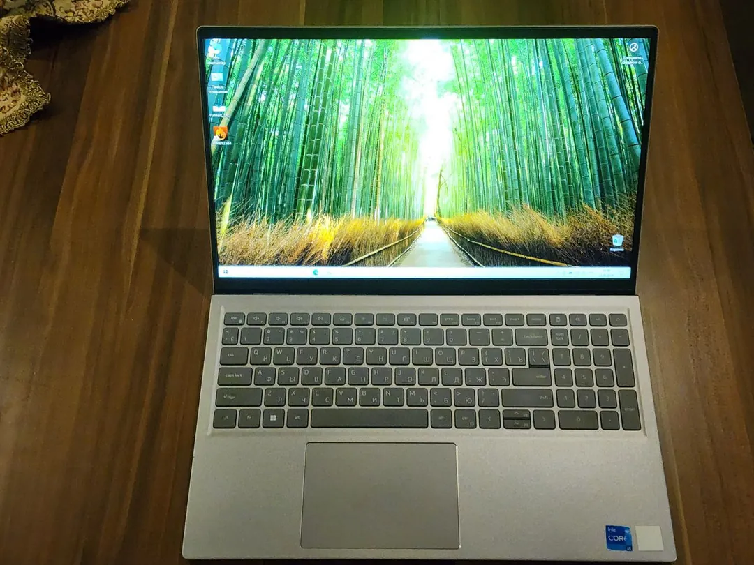 Dell P106F ნოუთბუქი 15.6 IPS i5-11320H 8 GB 512 GB — ფოტო 8