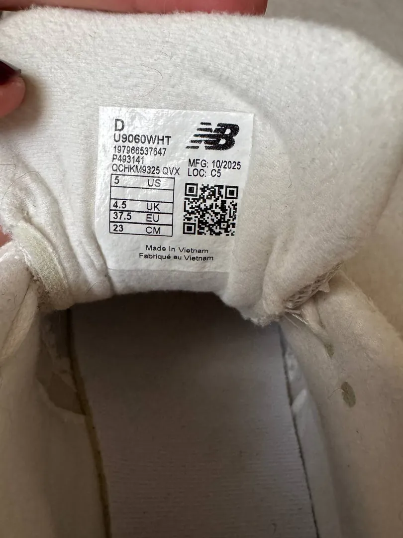 Кроссовки New Balance 37.5 — фото 2