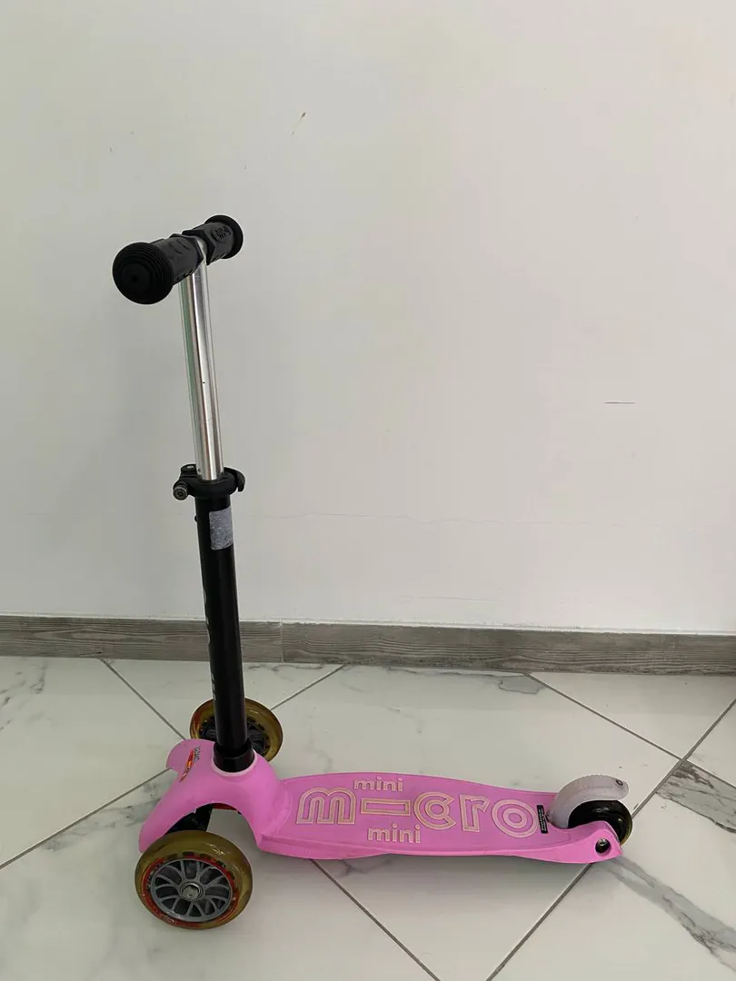 Micro Deluxe Mini ბავშვების სკუტერი — ფოტო 2