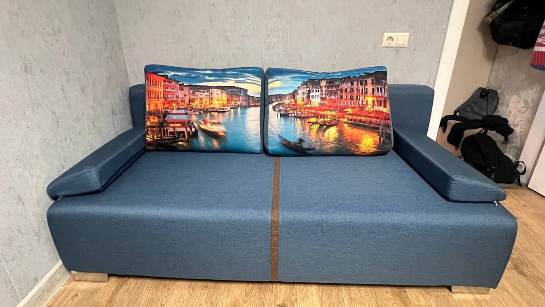 Sofa — photo 7