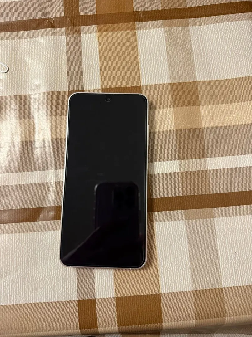 Samsung S24 სმარტფონი 128 გბ — ფოტო 2