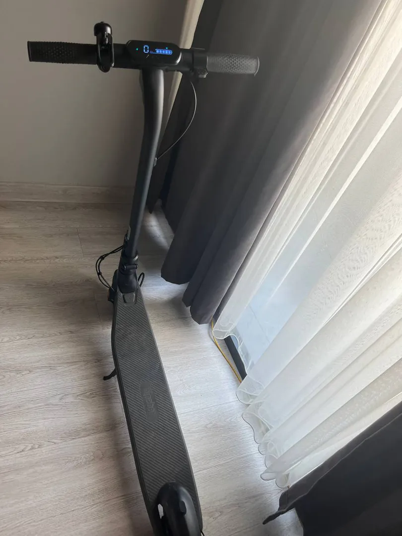 Electric Scooter Ninebot KickScooter E2 — photo 2