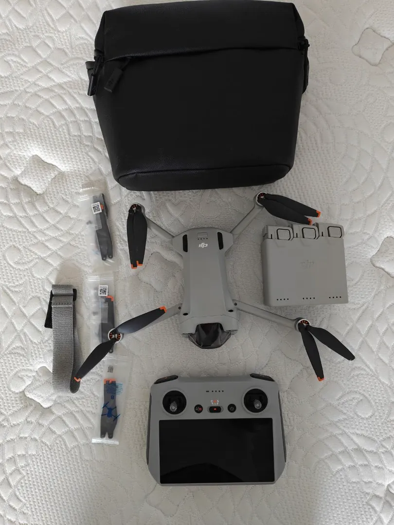 კვადროკოპტერი DJI Mini 3 Pro Combo RC — ფოტო 1
