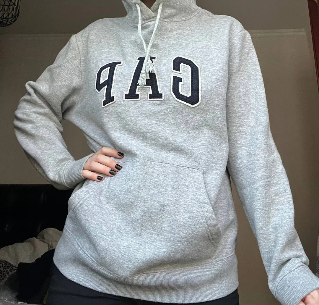 Gray GAP Hoodie — photo 1