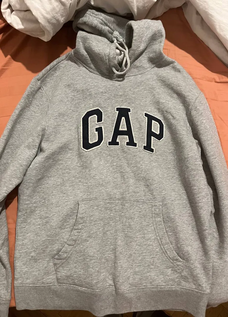 Gray GAP Hoodie — photo 3