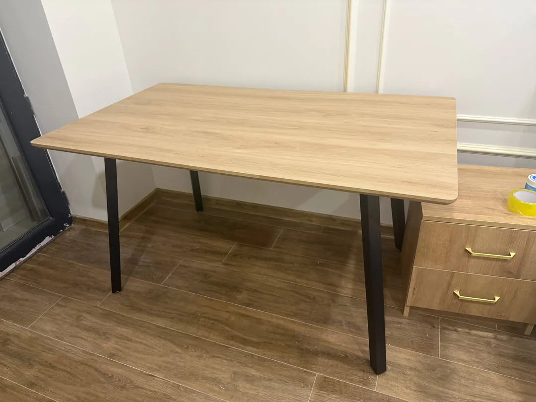 Table 78×141×75 cm — photo 2