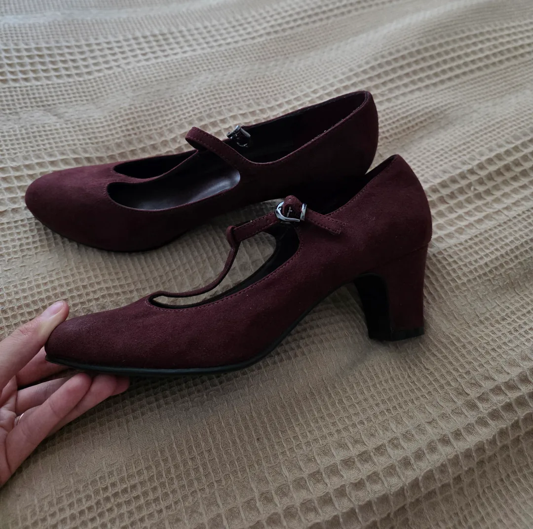 Burgundy shoes, size 39 — photo 1