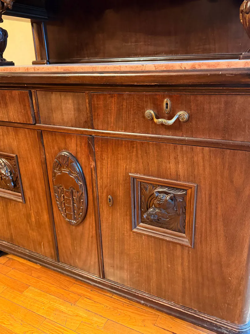 Antique display cabinet — photo 2