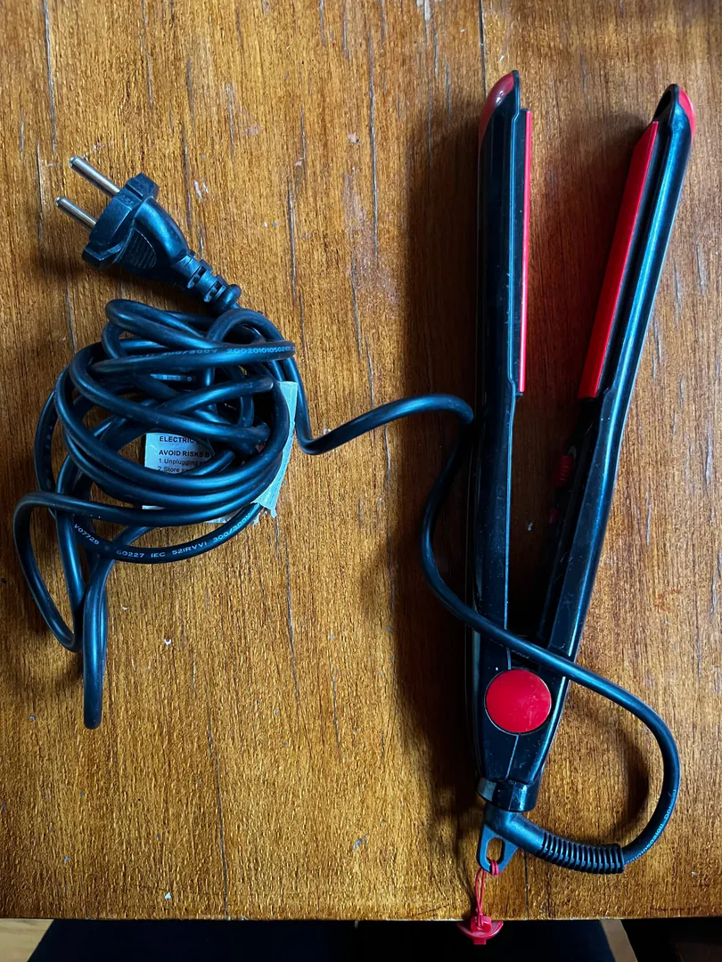 Hair straightener — photo 2