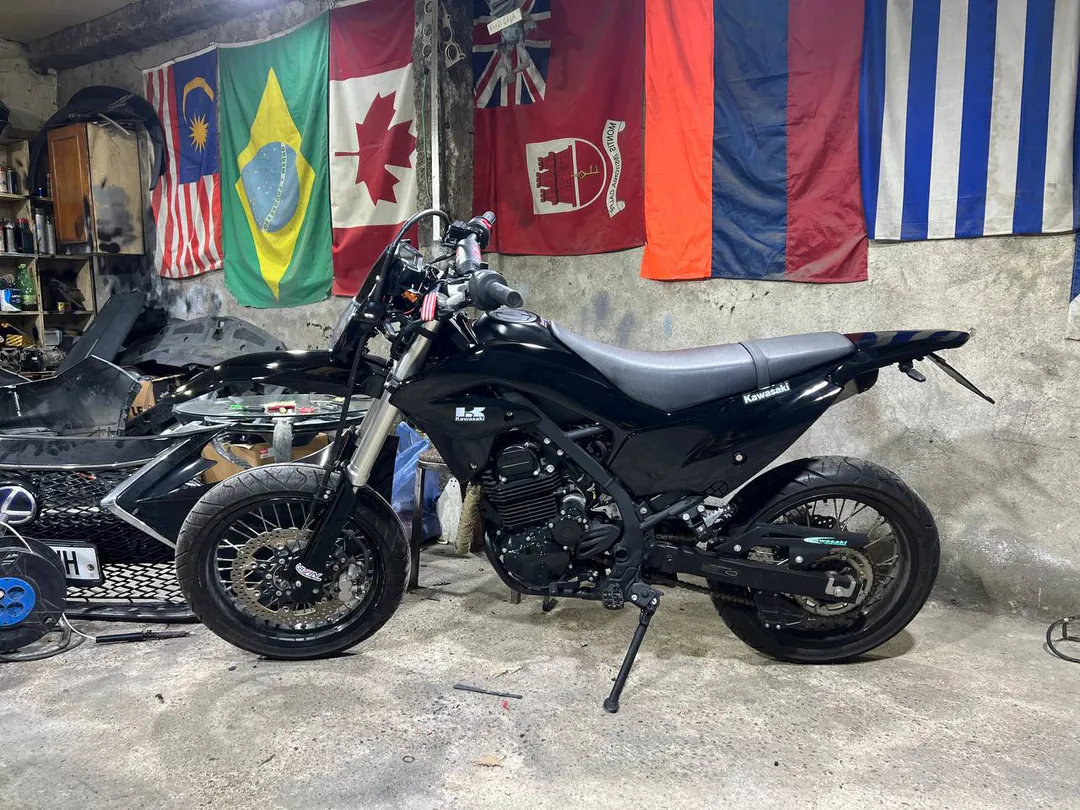 Мотоцикл Kawasaki KLX230SM — фото 1