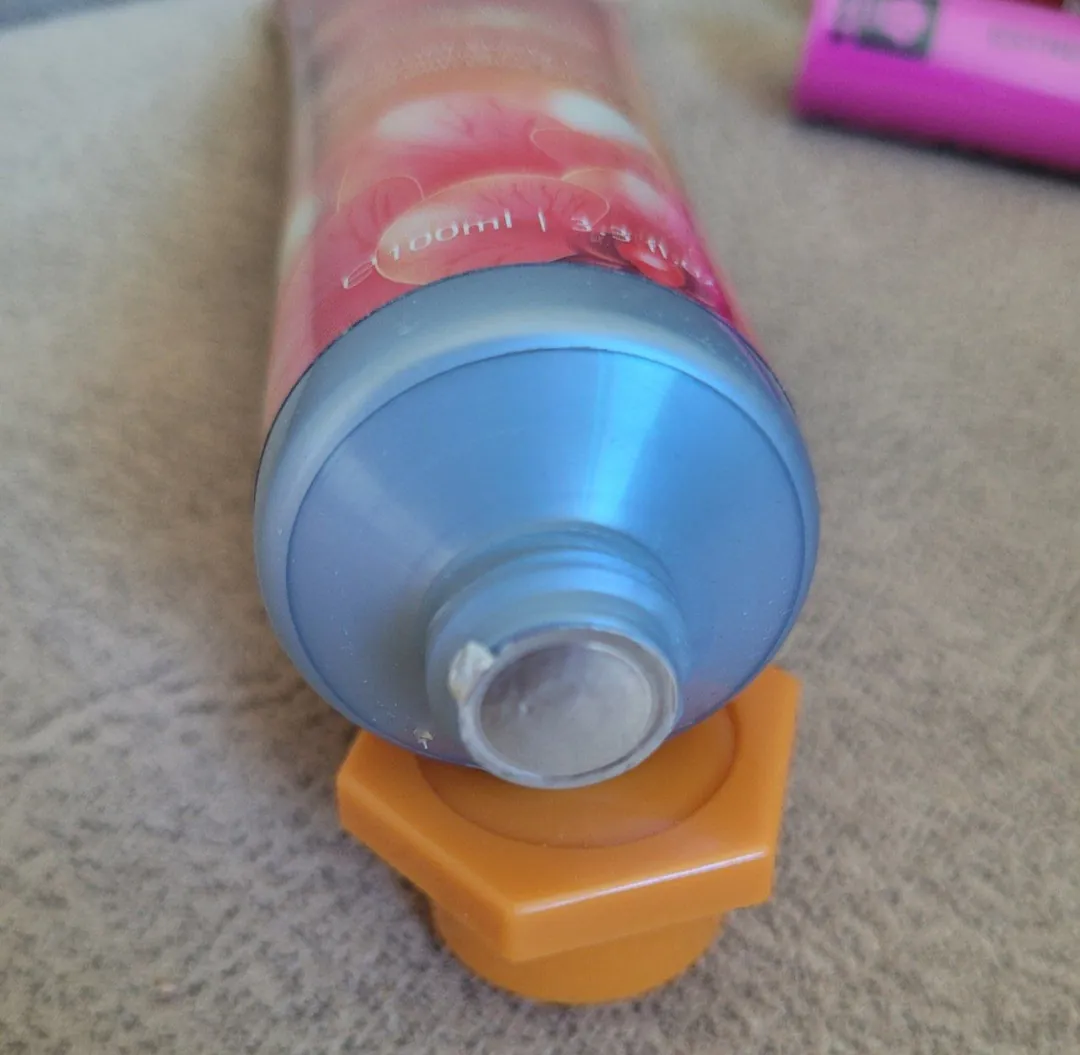 Cosmetics — photo 3