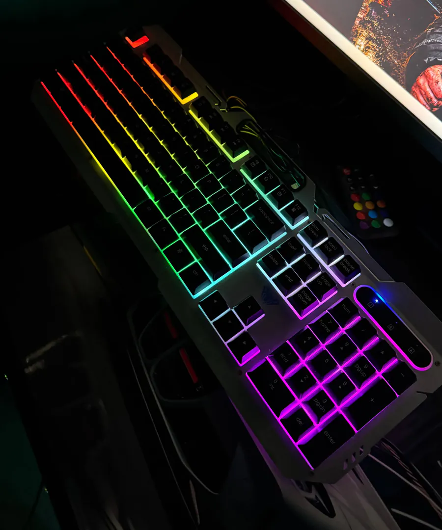 Keyboard — photo 1