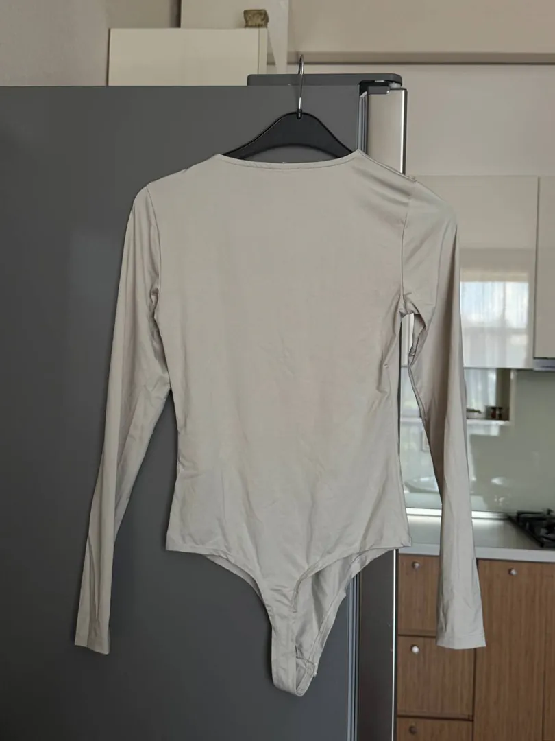 Amisu long-sleeve bodysuit size S — photo 2