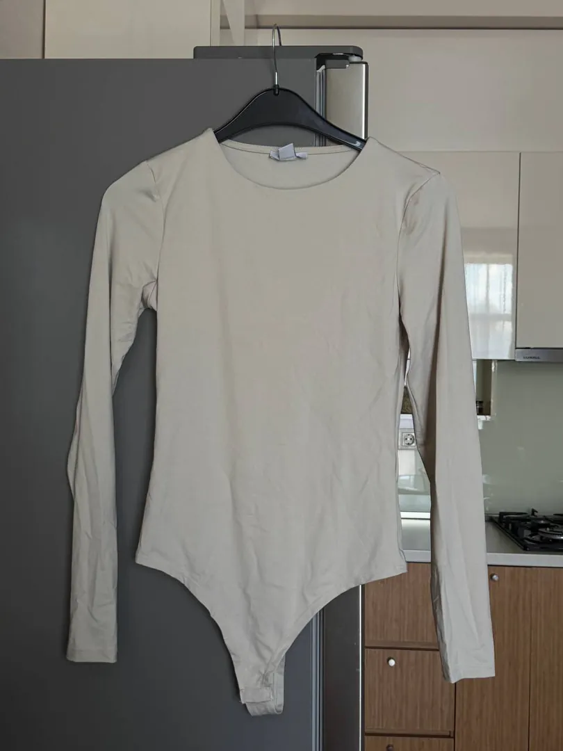 Amisu long-sleeve bodysuit size S — photo 3