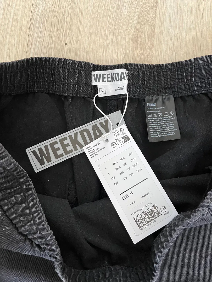 Weekday oversized pants size M — photo 2