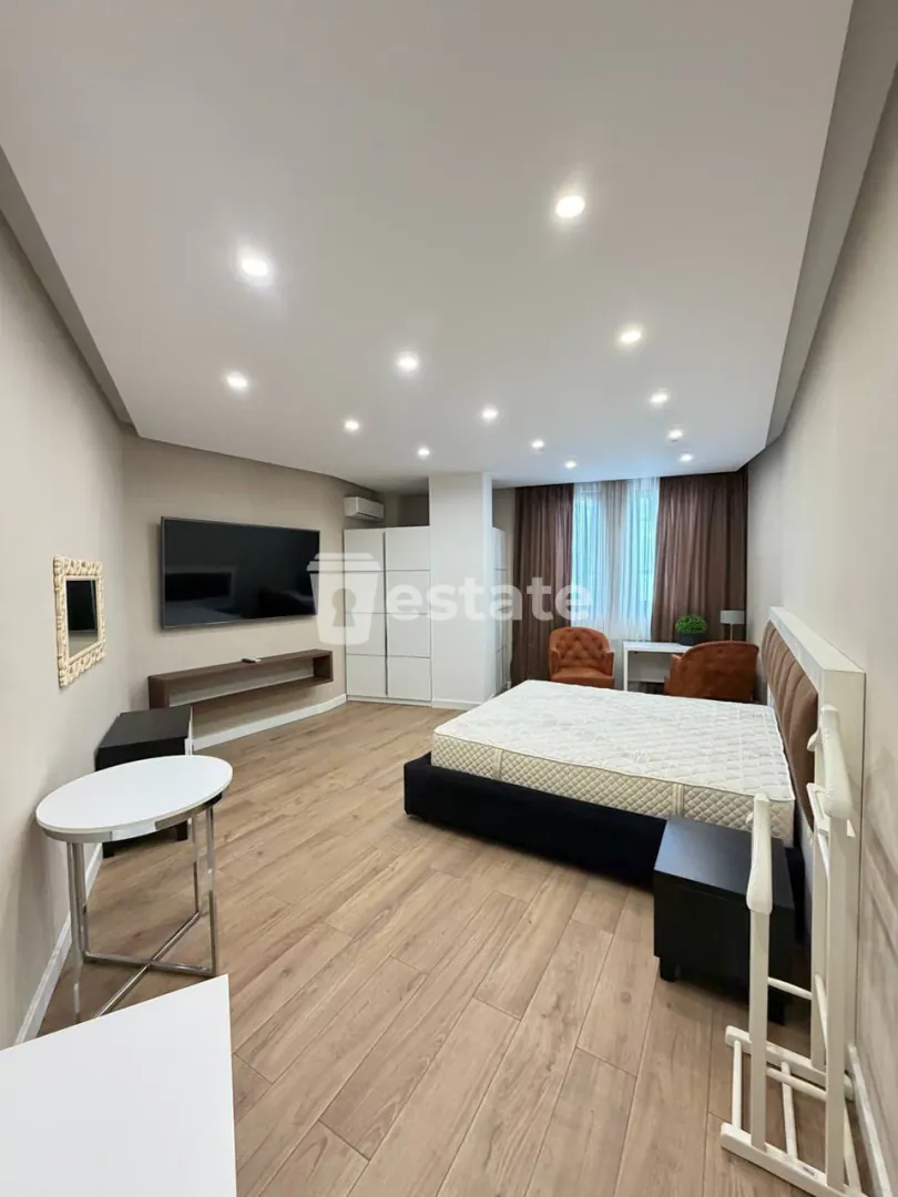 Selling a large 3+1 near old Batumi — photo 4