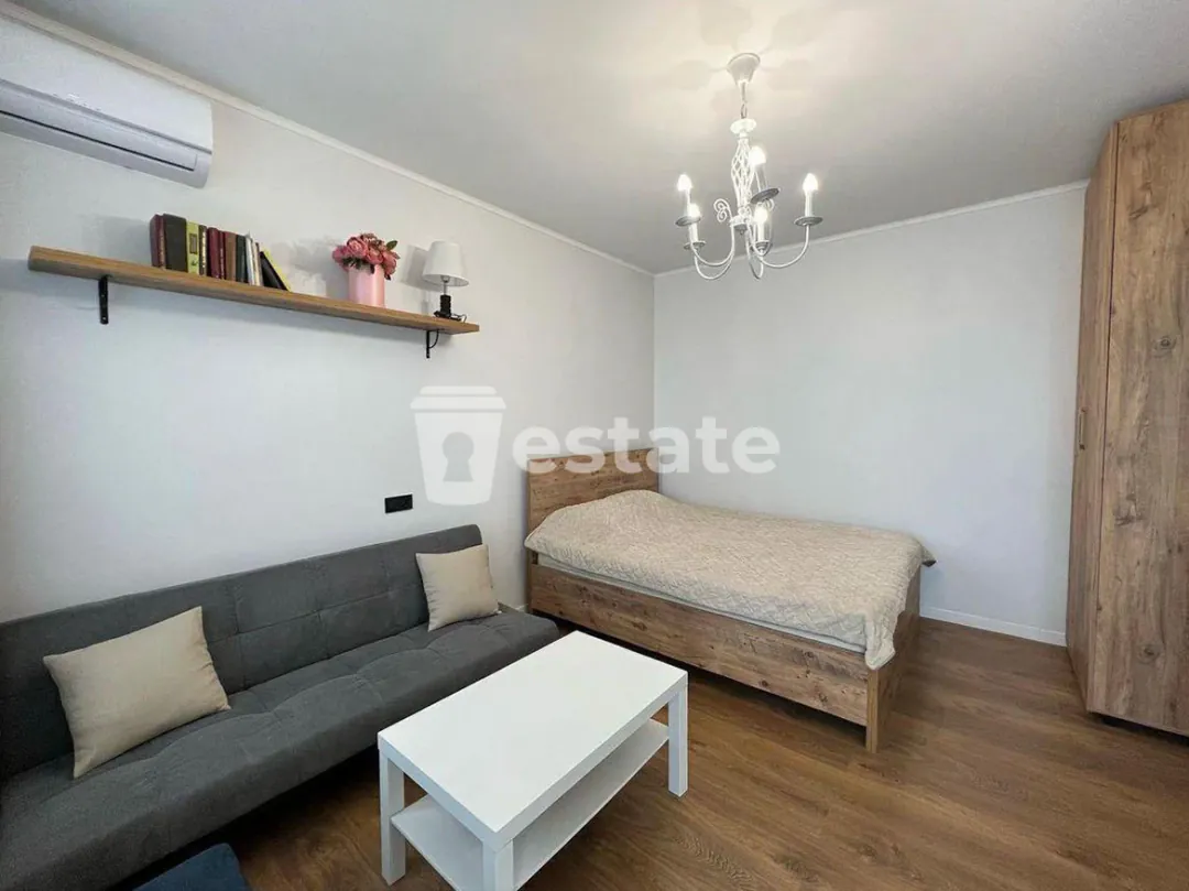 Fresh studio for rent in Old Batumi — photo 2