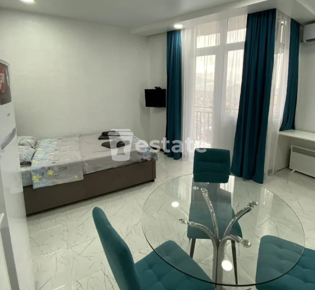 Bright studio for sale near old Batumi — photo 1