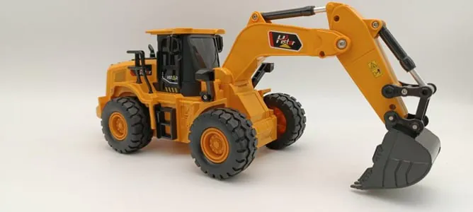 Children's toy with rechargeable remote control — photo 2