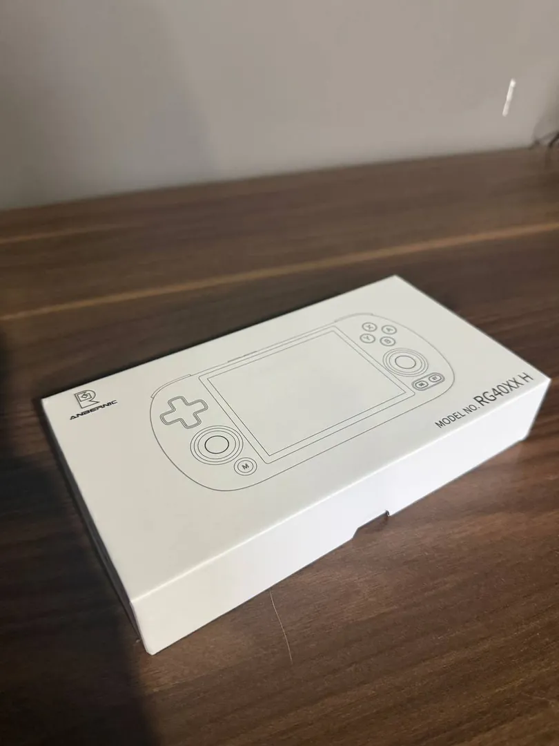 Anbernic RG40XX H — photo 4