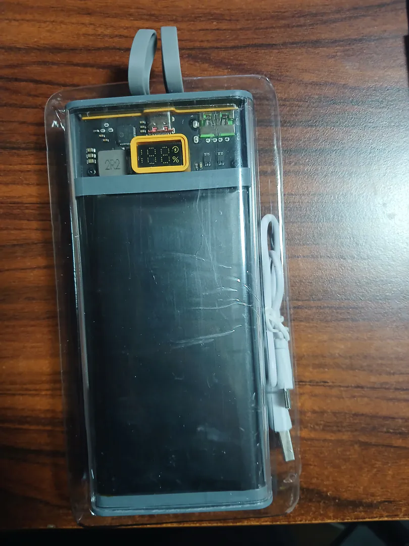 Power bank — photo 4