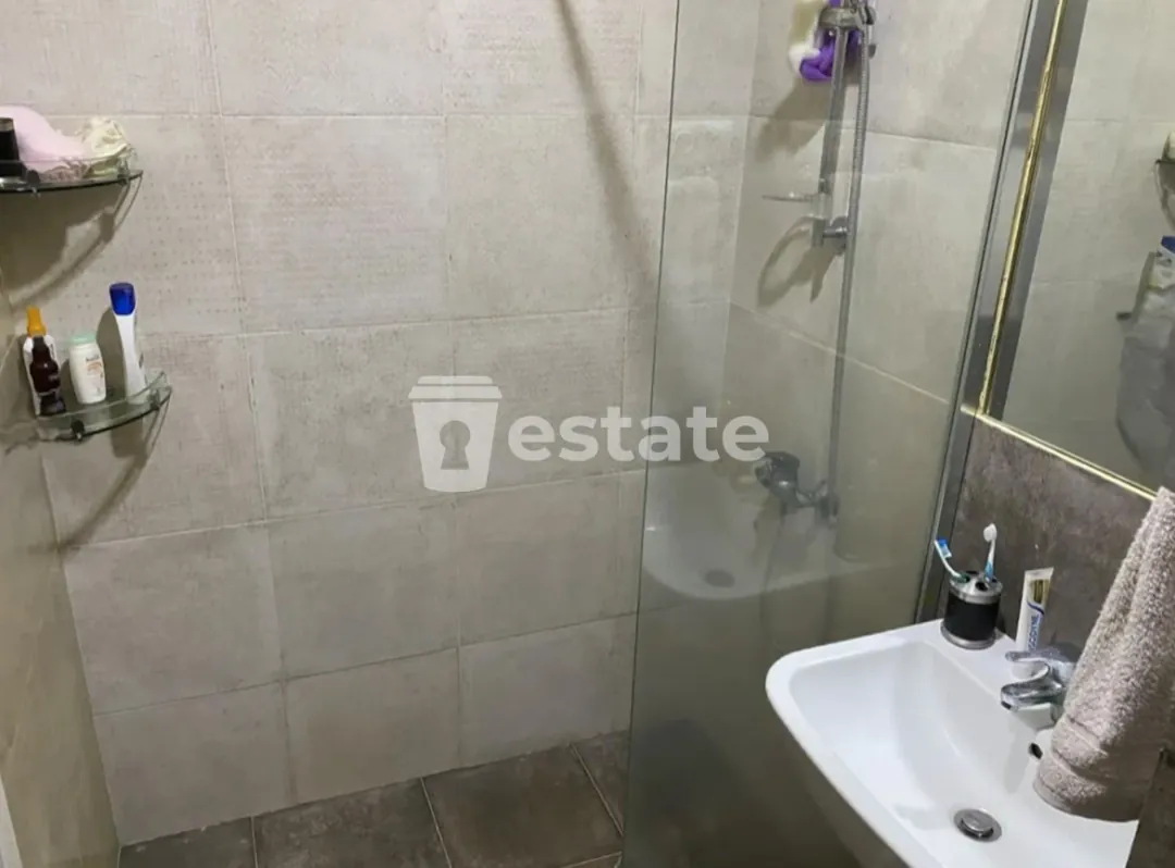 Selling a cozy 1+1 apartment in old Batumi — photo 5