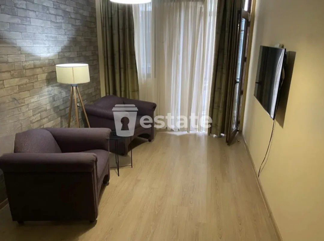 Selling a cozy 1+1 apartment in old Batumi — photo 1