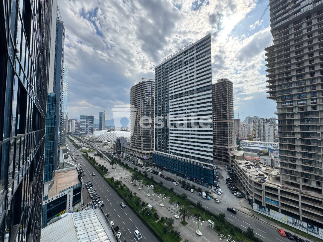 Selling a modern 1+1 apartment on Heroes Alley — photo 9