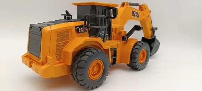 Children's toy with rechargeable remote control — photo 3
