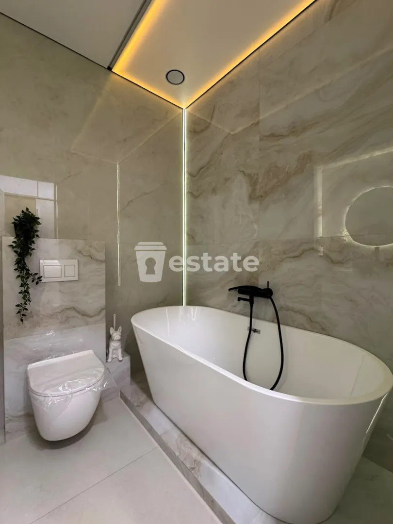 Selling a stylish 2+1 apartment on Heroes Alley — photo 9