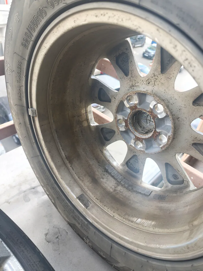 Tires with wheels — photo 3