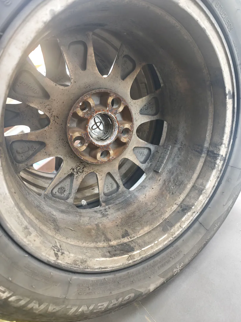 Tires with wheels — photo 2