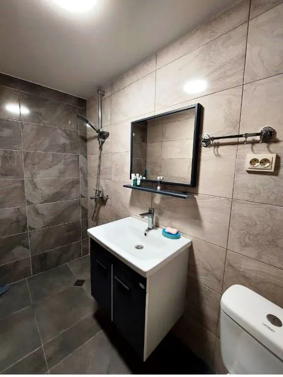 80 sq.m. with 2 bright bedrooms — photo 2