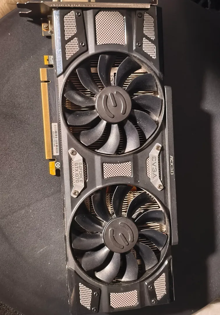 Evga Gtx 1070 8gb 70 max temp furmark — photo 1
