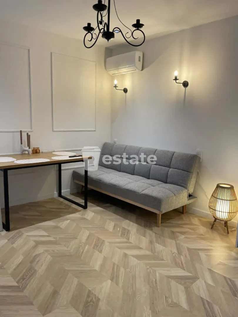 Selling a cozy 1+1 apartment in Elt quarter — photo 1
