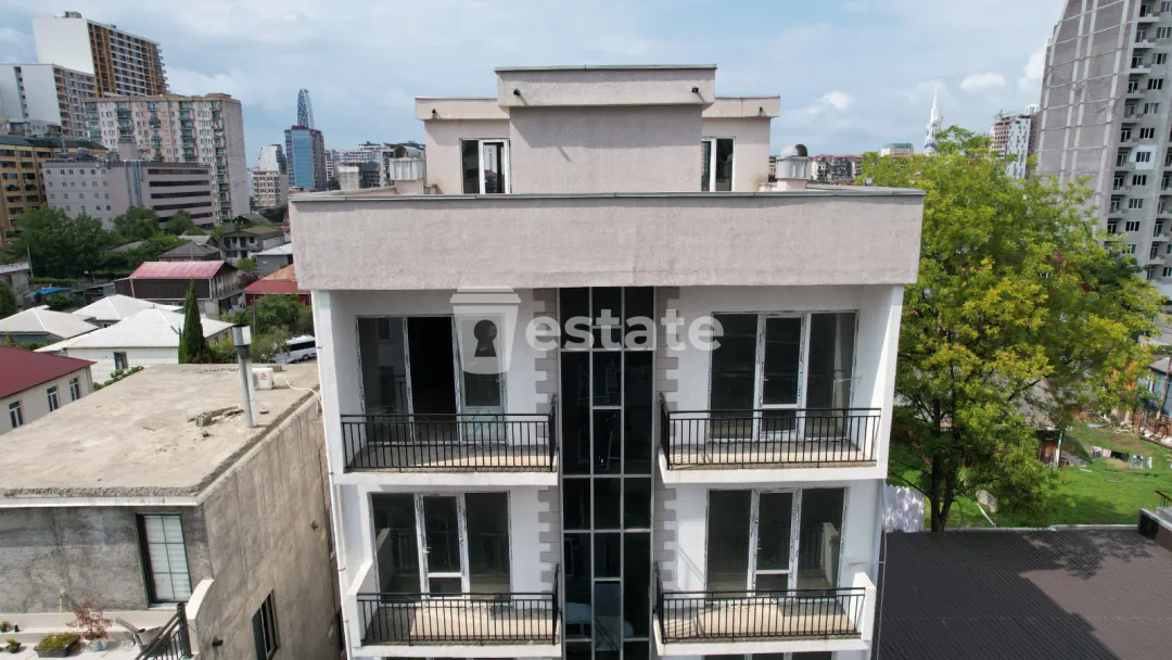 Selling entire house (6 floors) — photo 2